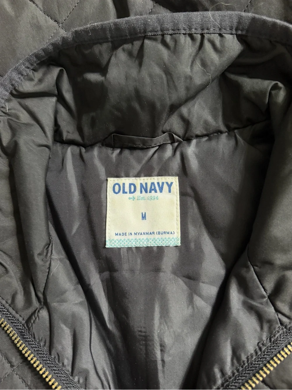 Old Navy Quilted Sleeveless Puffer Vests - Black & Cream - Picture 5 of 7